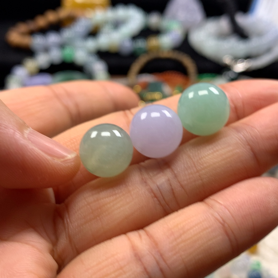 定制翡翠未镶嵌买断价卡12三颗