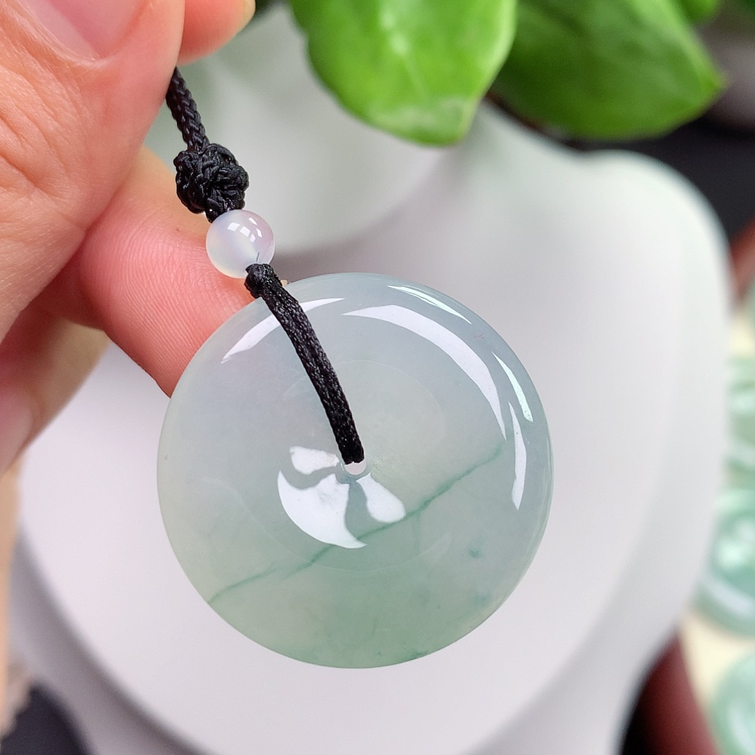 翡翠未镶嵌颈饰平安扣28.2x5.8mm