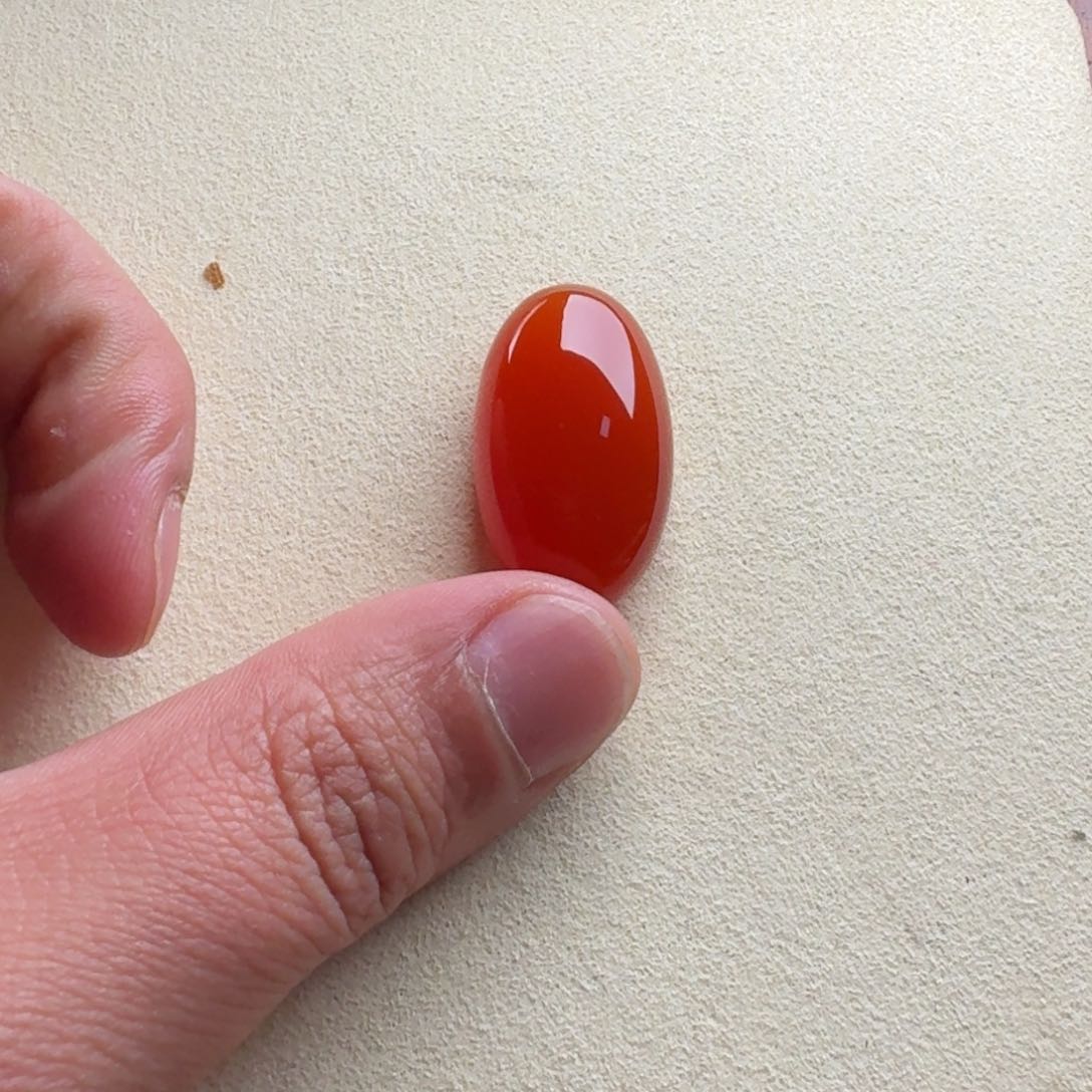 南红玛瑙胸坠8.1克未镶嵌