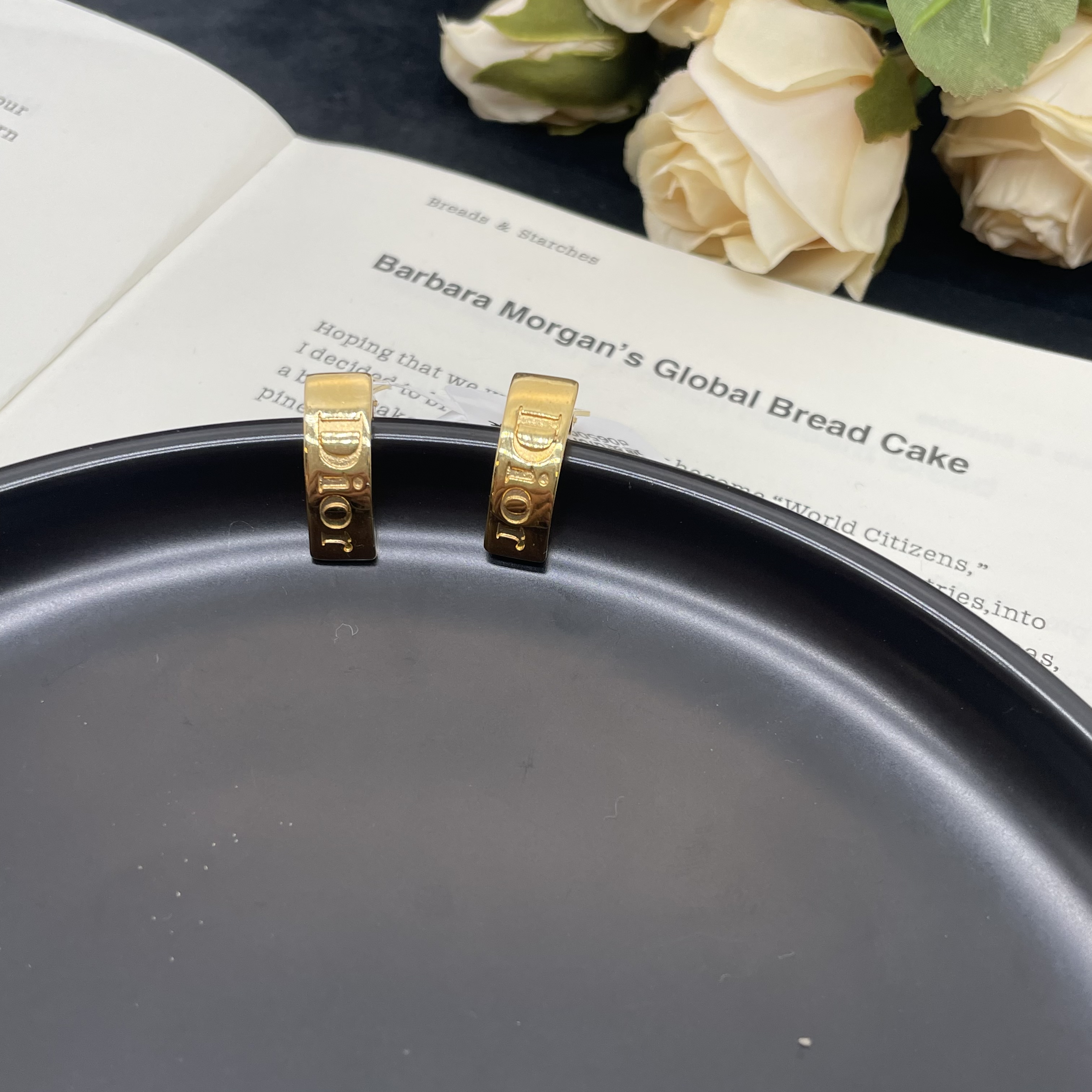 95新 DIOR/迪奥 气质D字扣耳夹/d06500