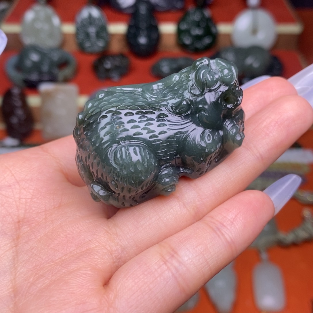 和田玉颈饰未镶嵌穿绳需备注