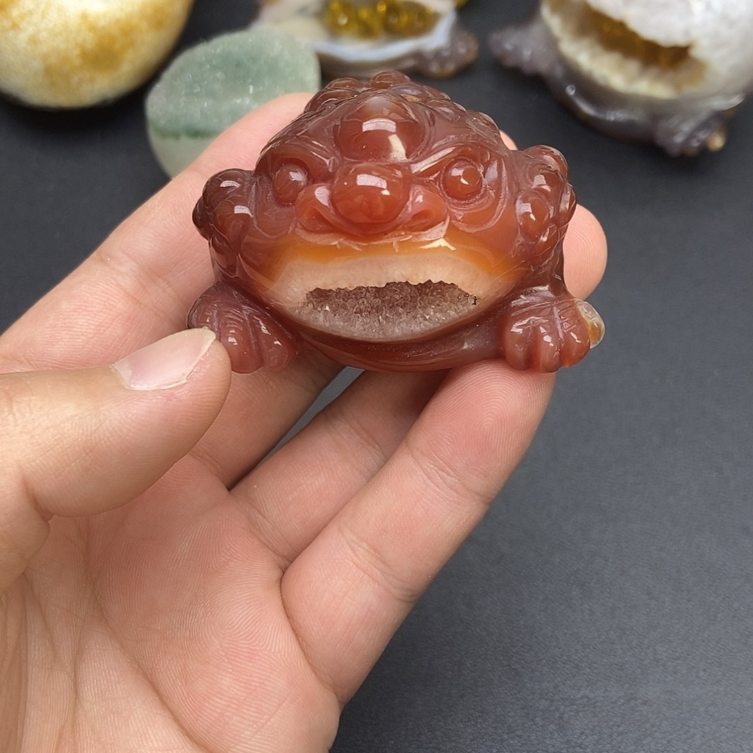 玛瑙/玉髓未镶嵌珠宝奇石