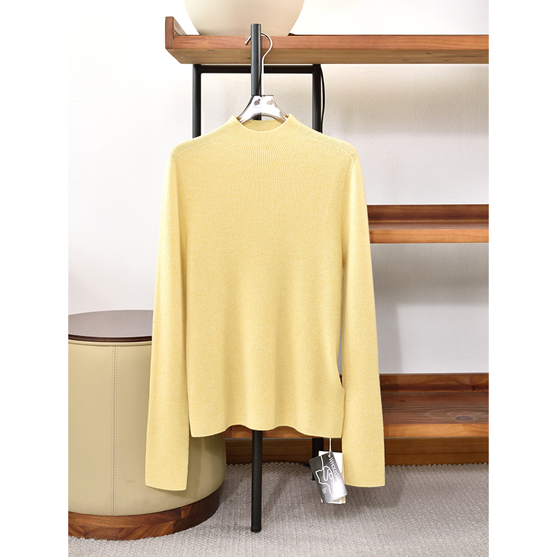 冬季羊绒打底刚需 半高领坑条无缝一体羊绒衫