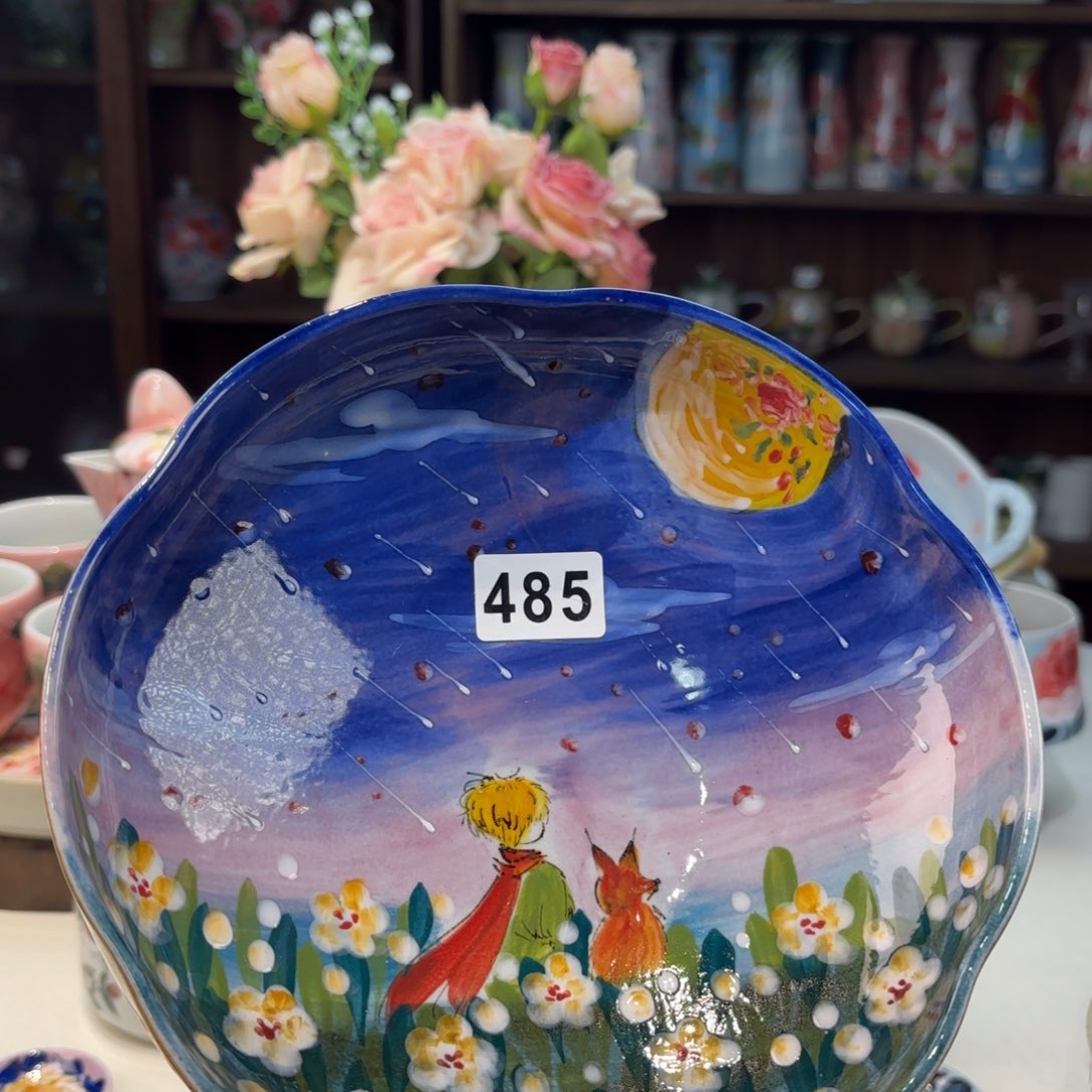 瓷片兔兔好可爱啊我好