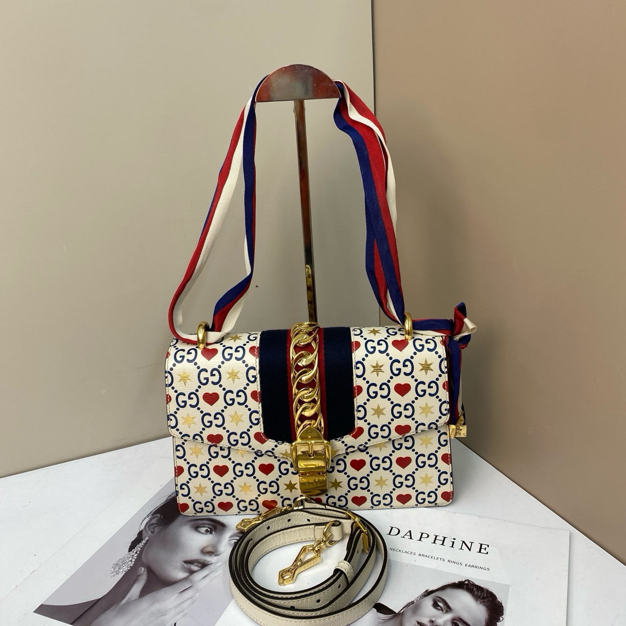 95新 GUCCI/古驰 古驰塞尔维亚单肩斜挎包