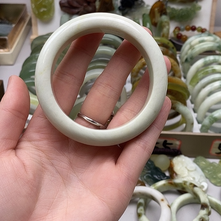 蛇纹石玉手镯未镶嵌岫玉21