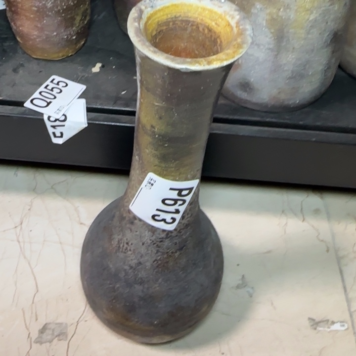 备前烧作品备前烧作品底部皮裂