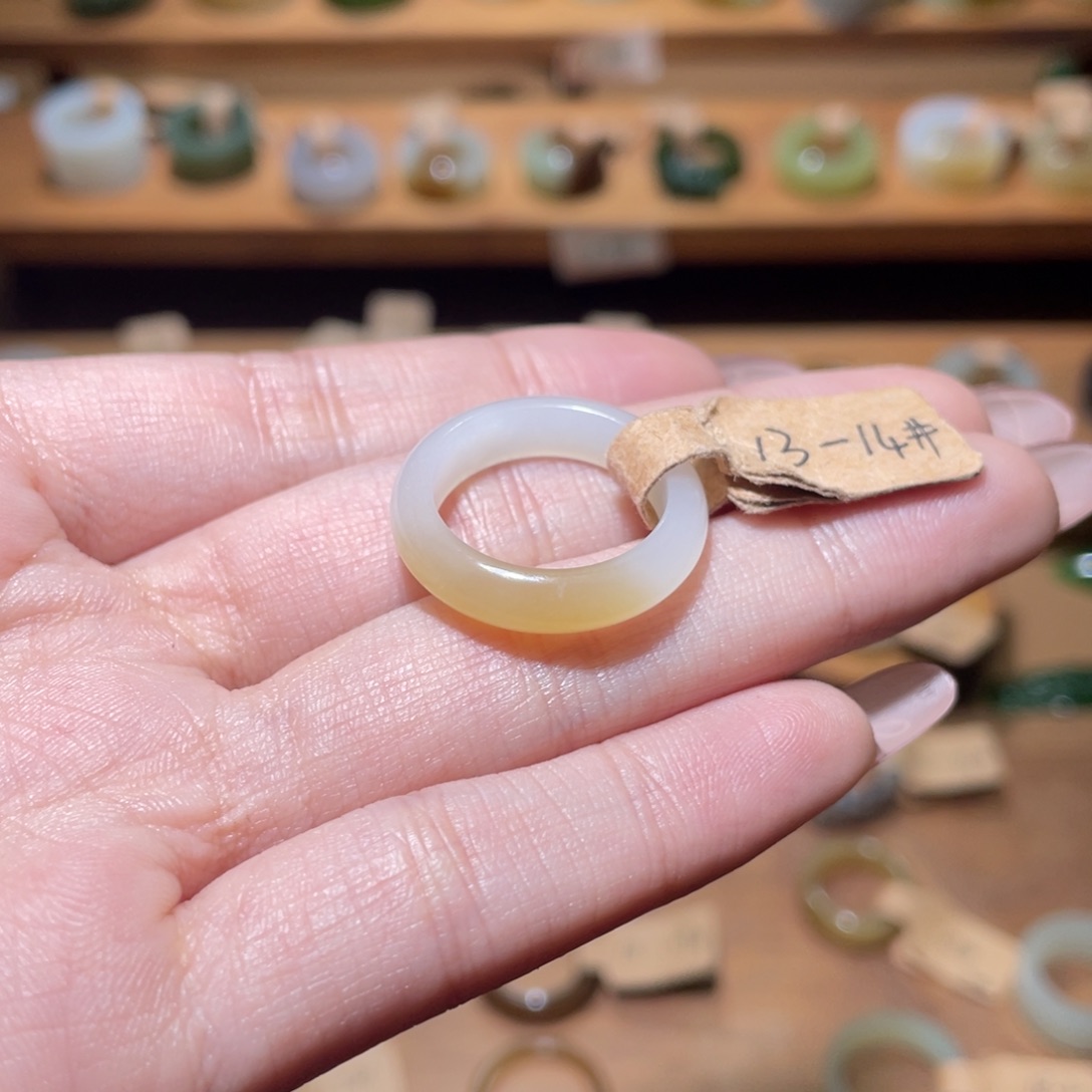 和田玉戒指未镶嵌琦**这16.8