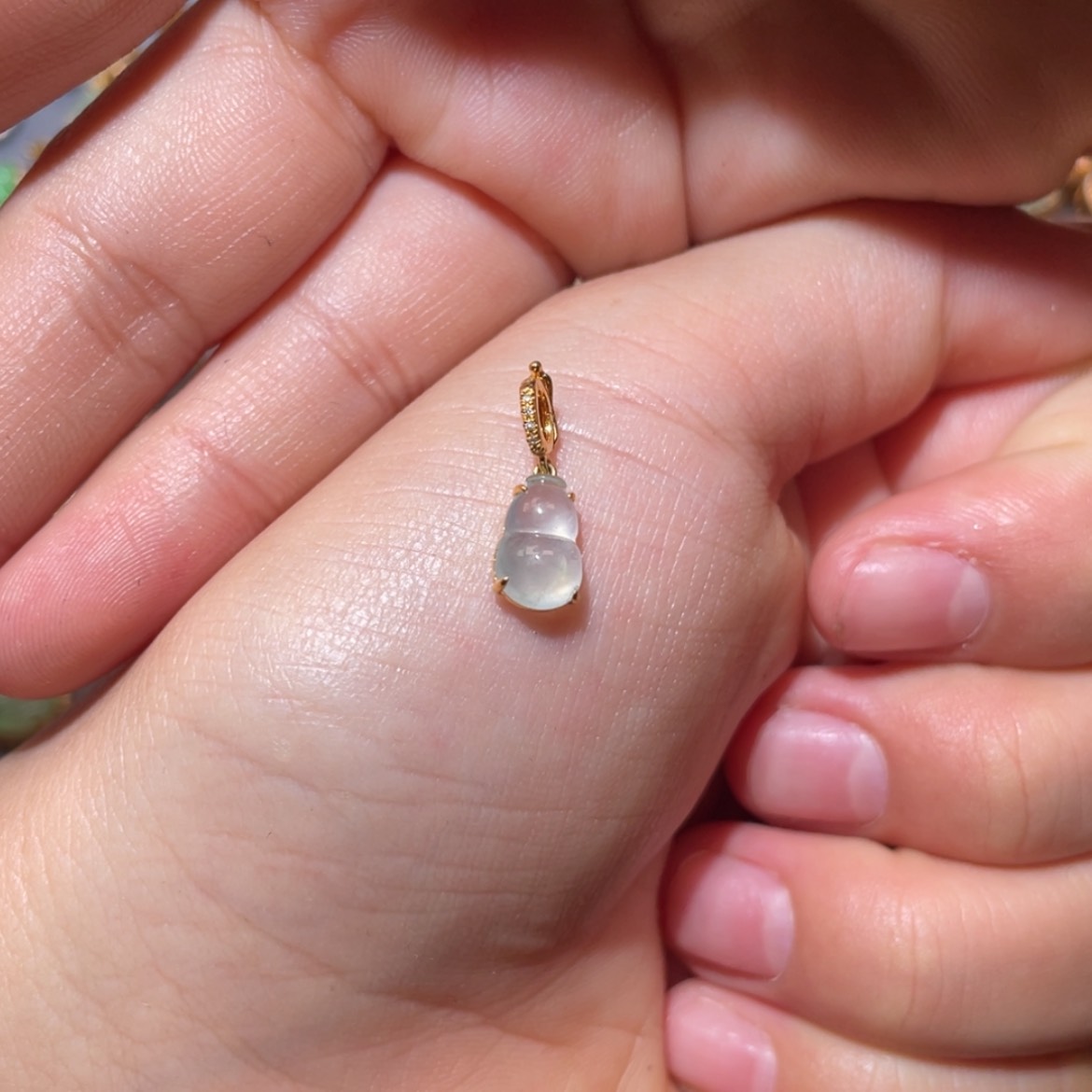 【闪购商品】颈饰18K金镶嵌翡翠