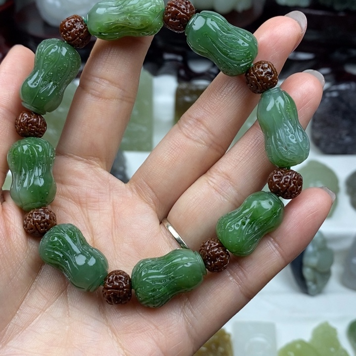 和田玉未镶嵌颈饰101