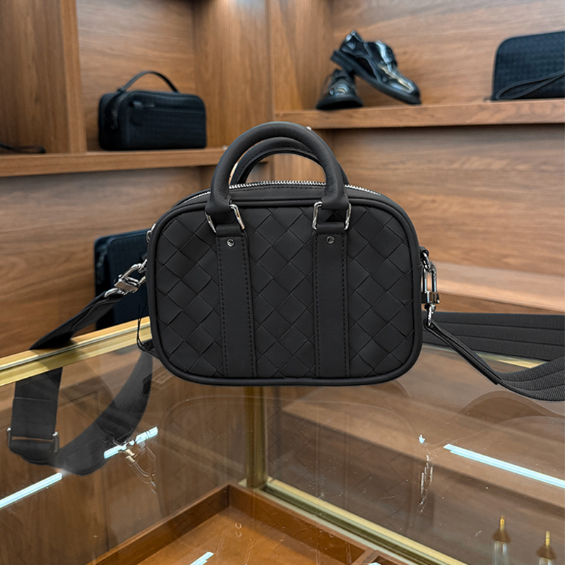 BV头层胎牛皮纯手工编织斜挎包单肩包手机包时尚百搭商务高级简约