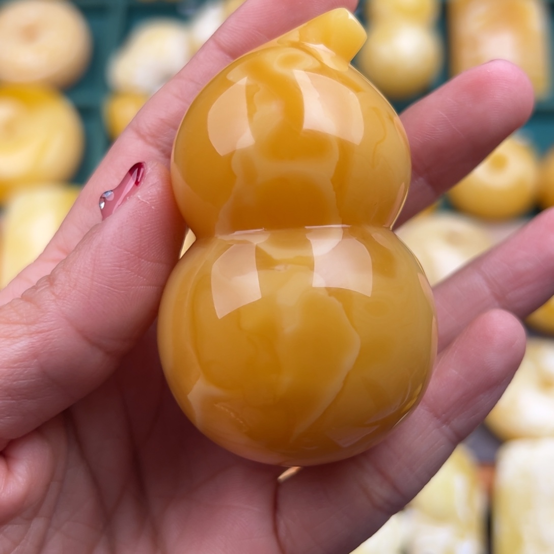 琥珀颈饰未镶嵌乐****李纯天然琥珀蜜蜡无优化