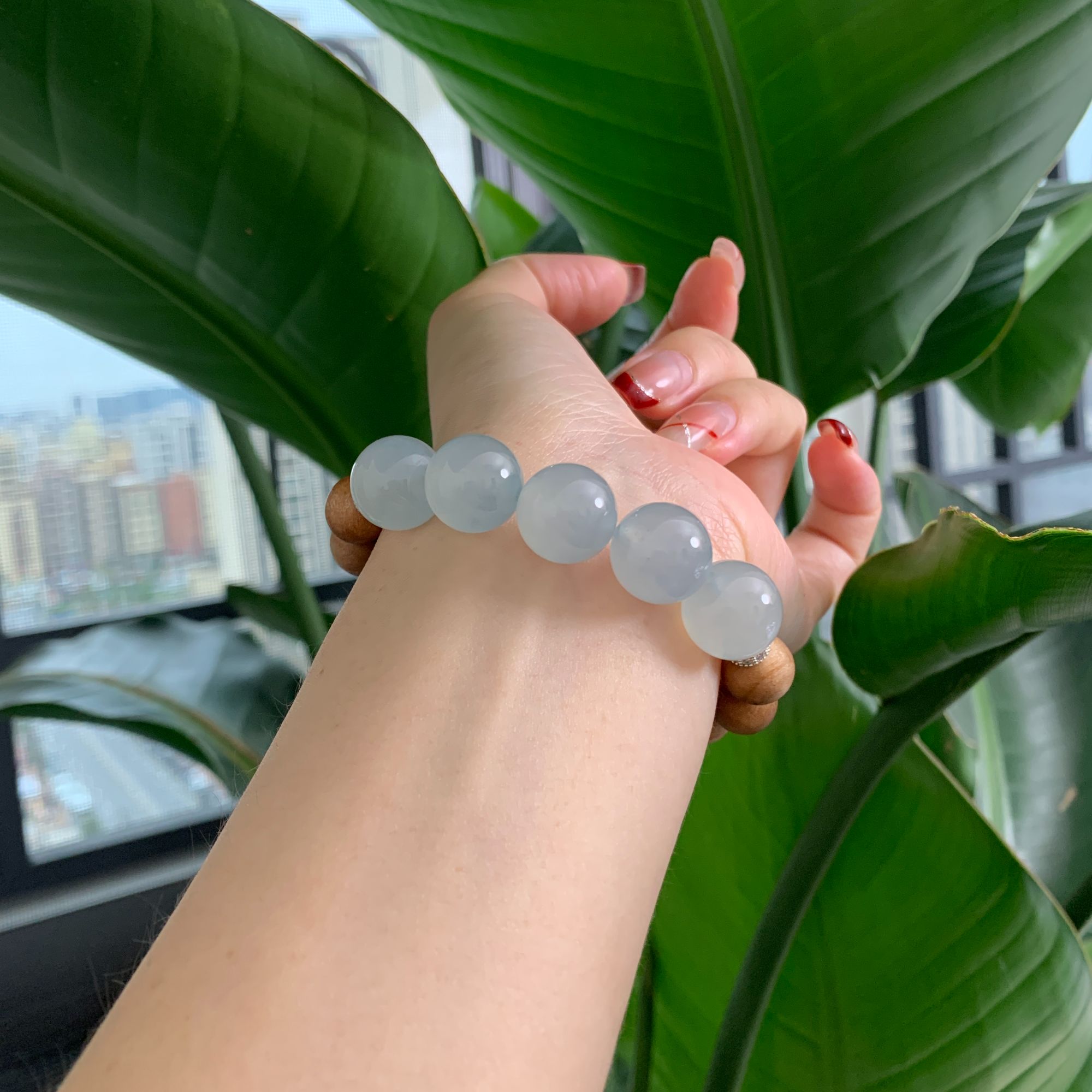 天然缅甸翡翠A货 冰蓝半串