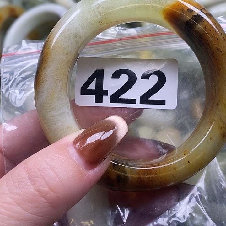 吃****蛇纹石玉未镶嵌手镯