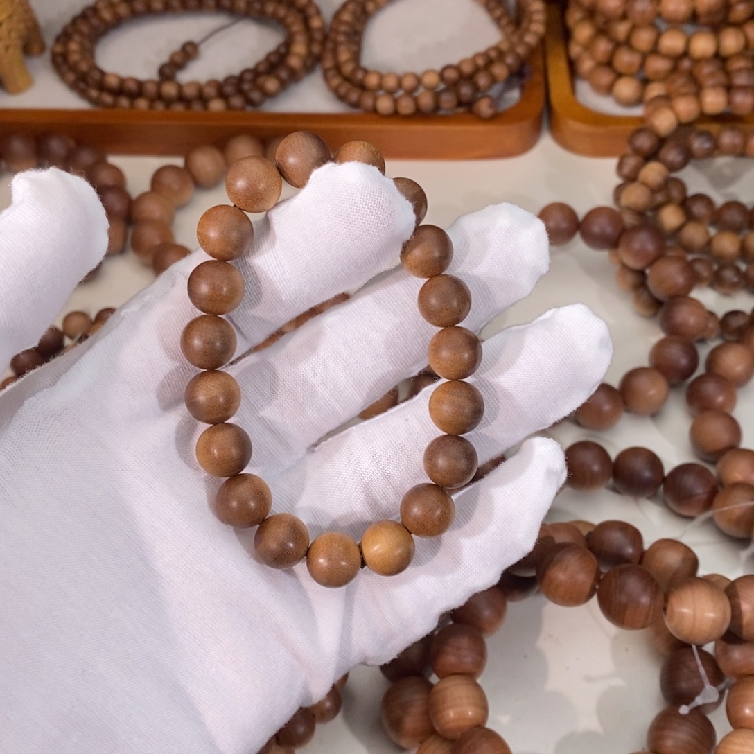 “***”散珠檀香木10福利