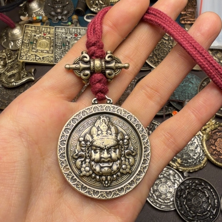 藏传文玩九宫如图