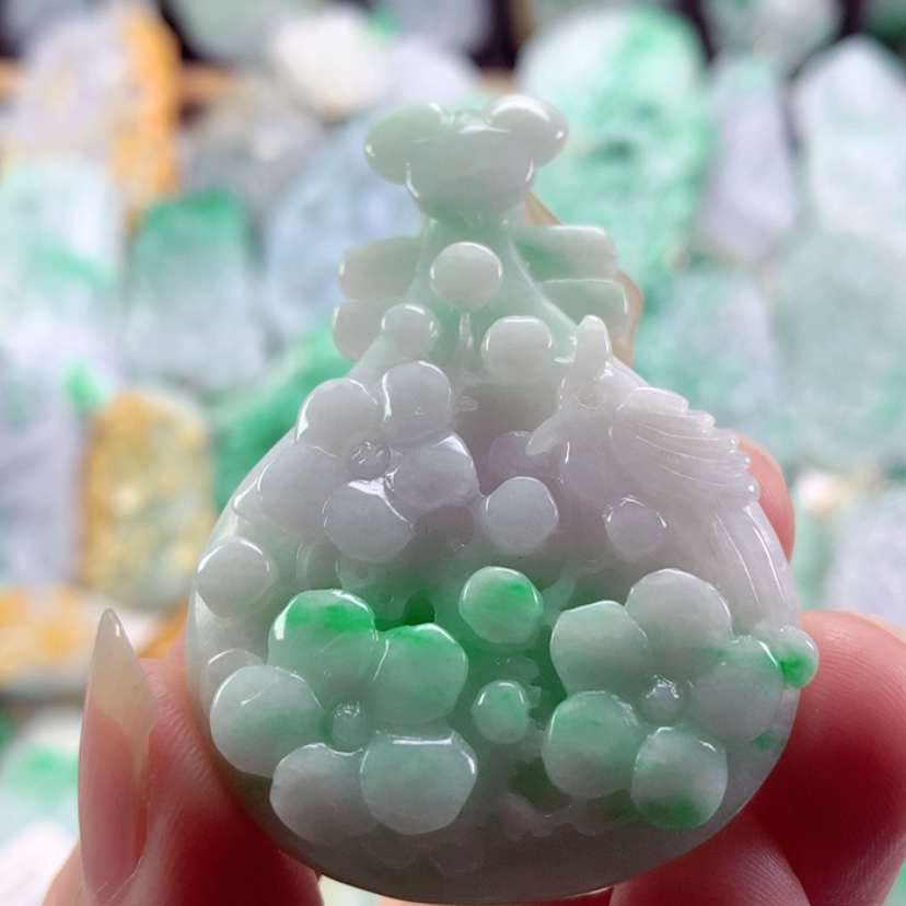 【闪购商品】翡翠吊坠(不含链)未镶嵌