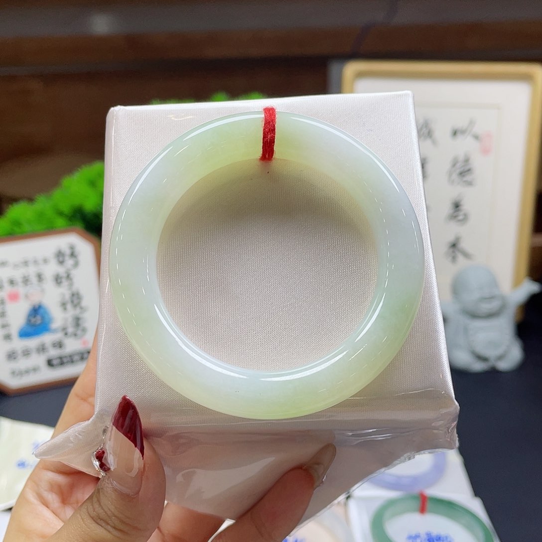 翡翠手镯未镶嵌18 号链接