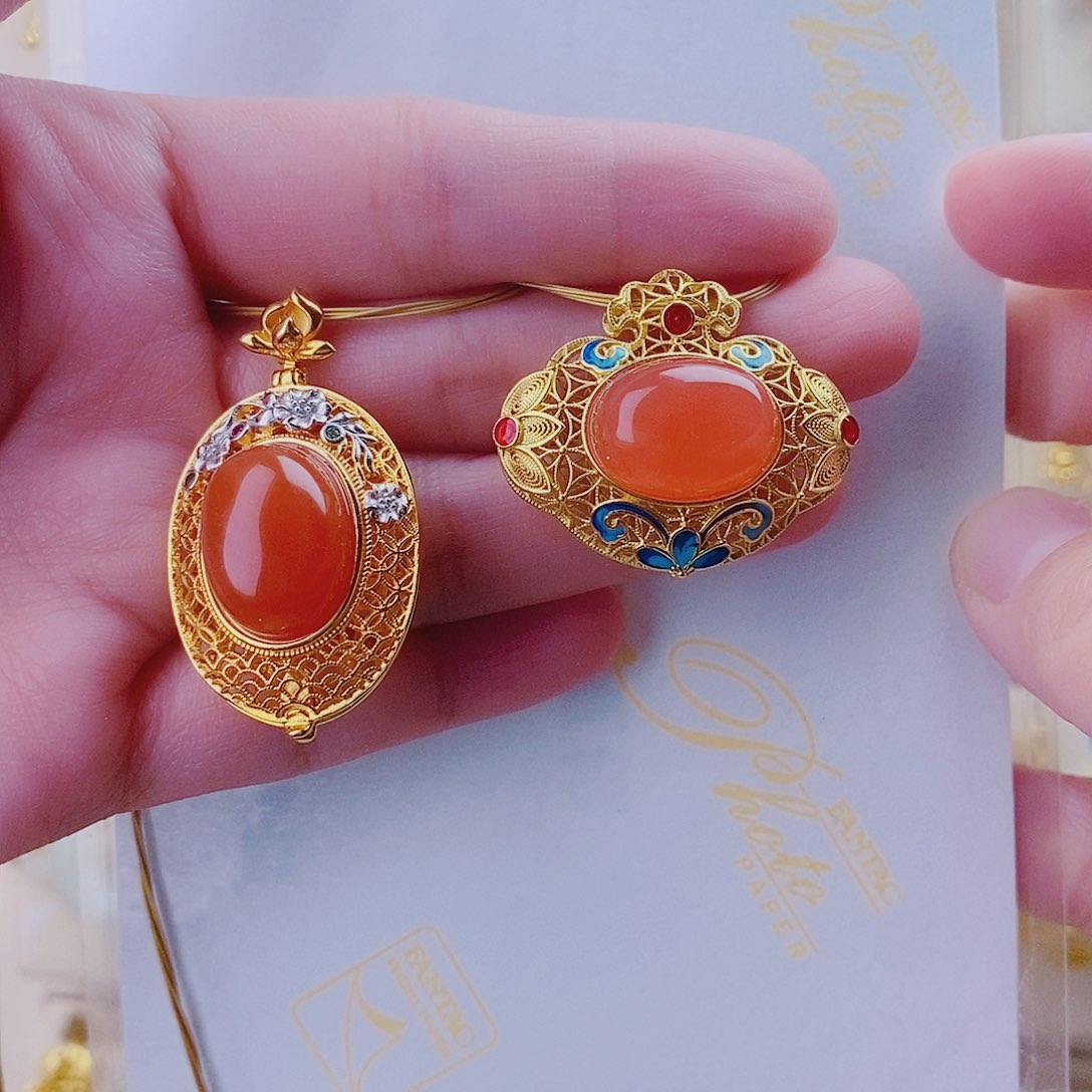 南红玛瑙颈饰银S925镀金镶嵌