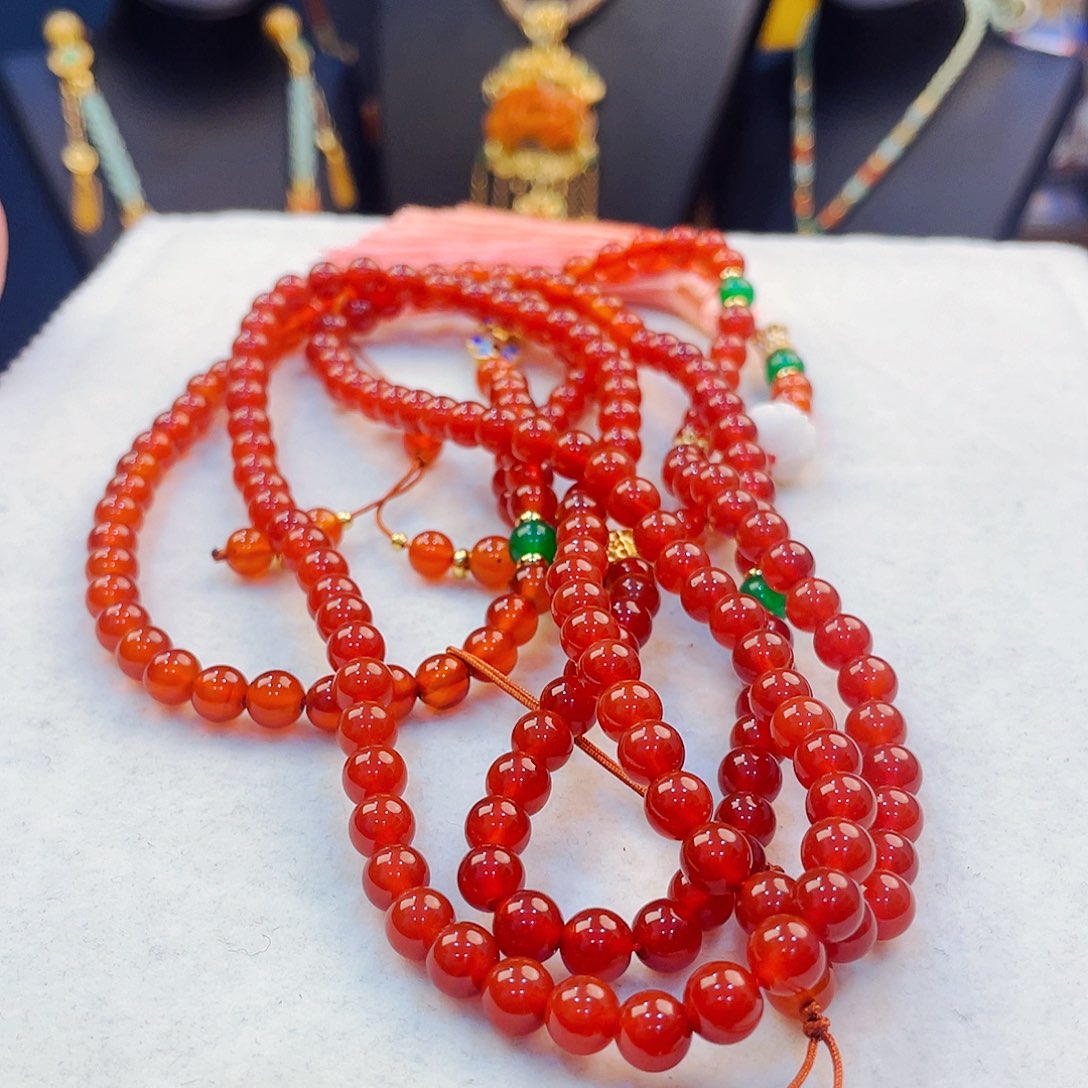 玛瑙/玉髓颈饰合金