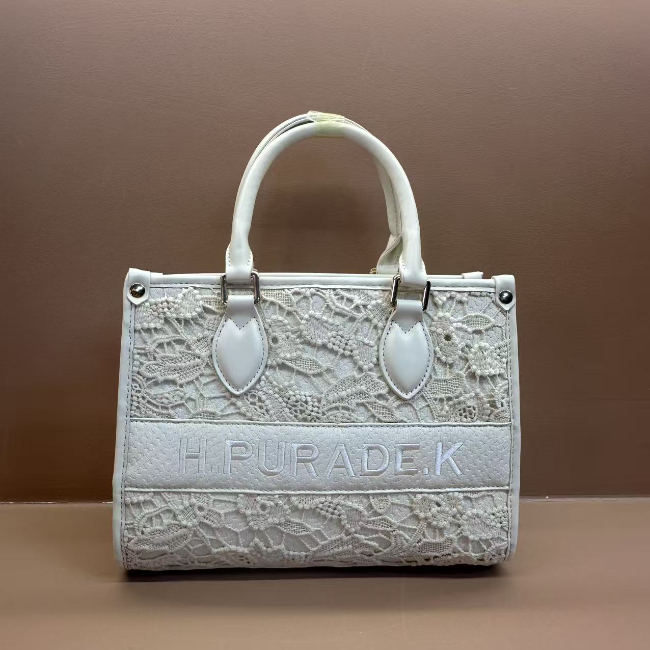 【龙太福利】蕾丝春季单根手提款刺绣手提包高奢灰色复古银色女士