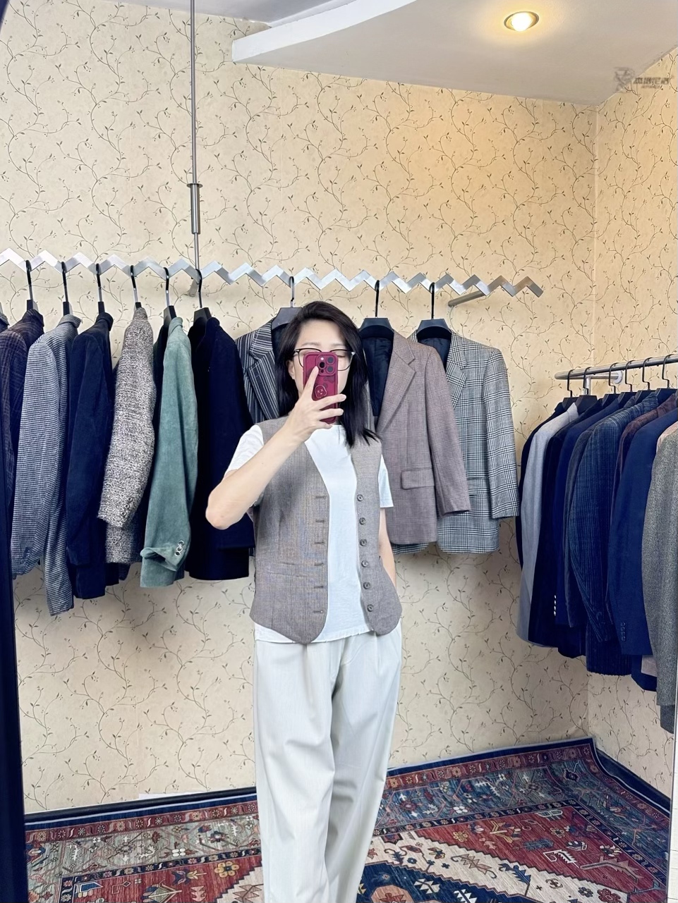 1.精品中马甲（古着Vintage)灰色上衣休闲韩版时尚女装