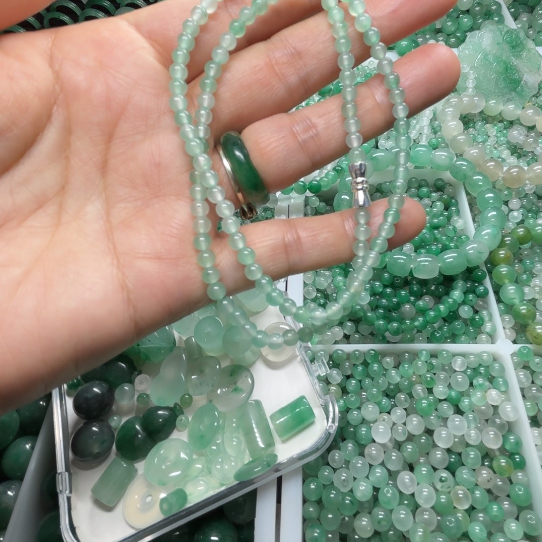 石英质玉未镶嵌卡4项链