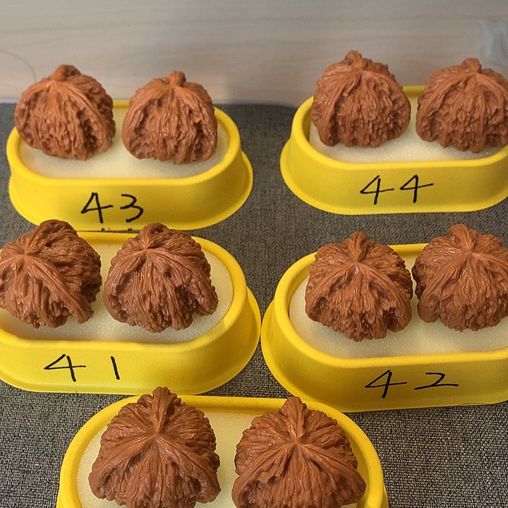 R***゛吊坠文玩核桃11111111