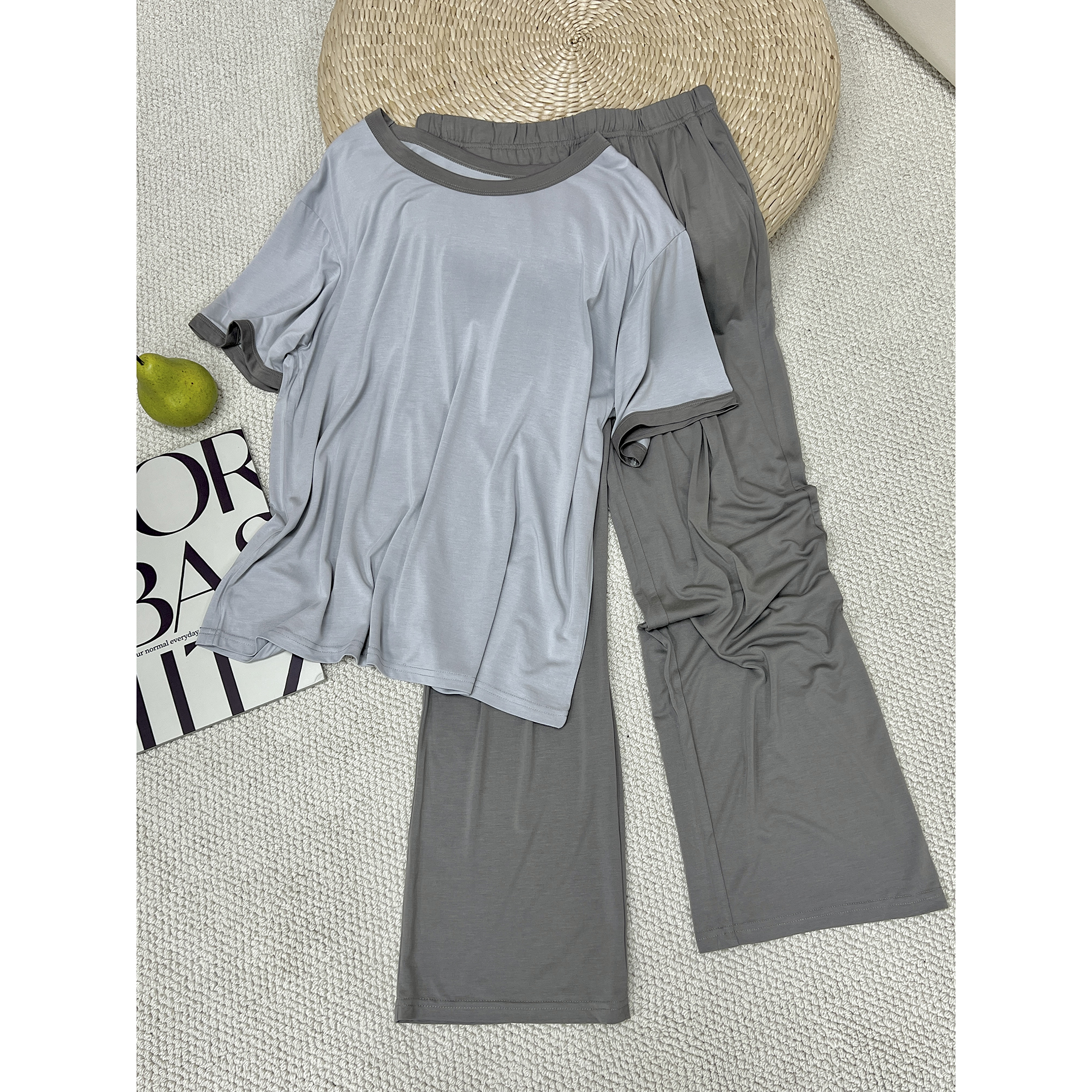 柔软面料撞色居家睡衣套装