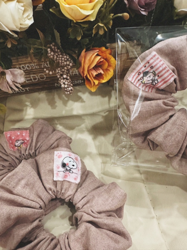 KiKi酱韩饰原创设计史努比家族系列脏脏粉天丝亚麻发圈图案随机发