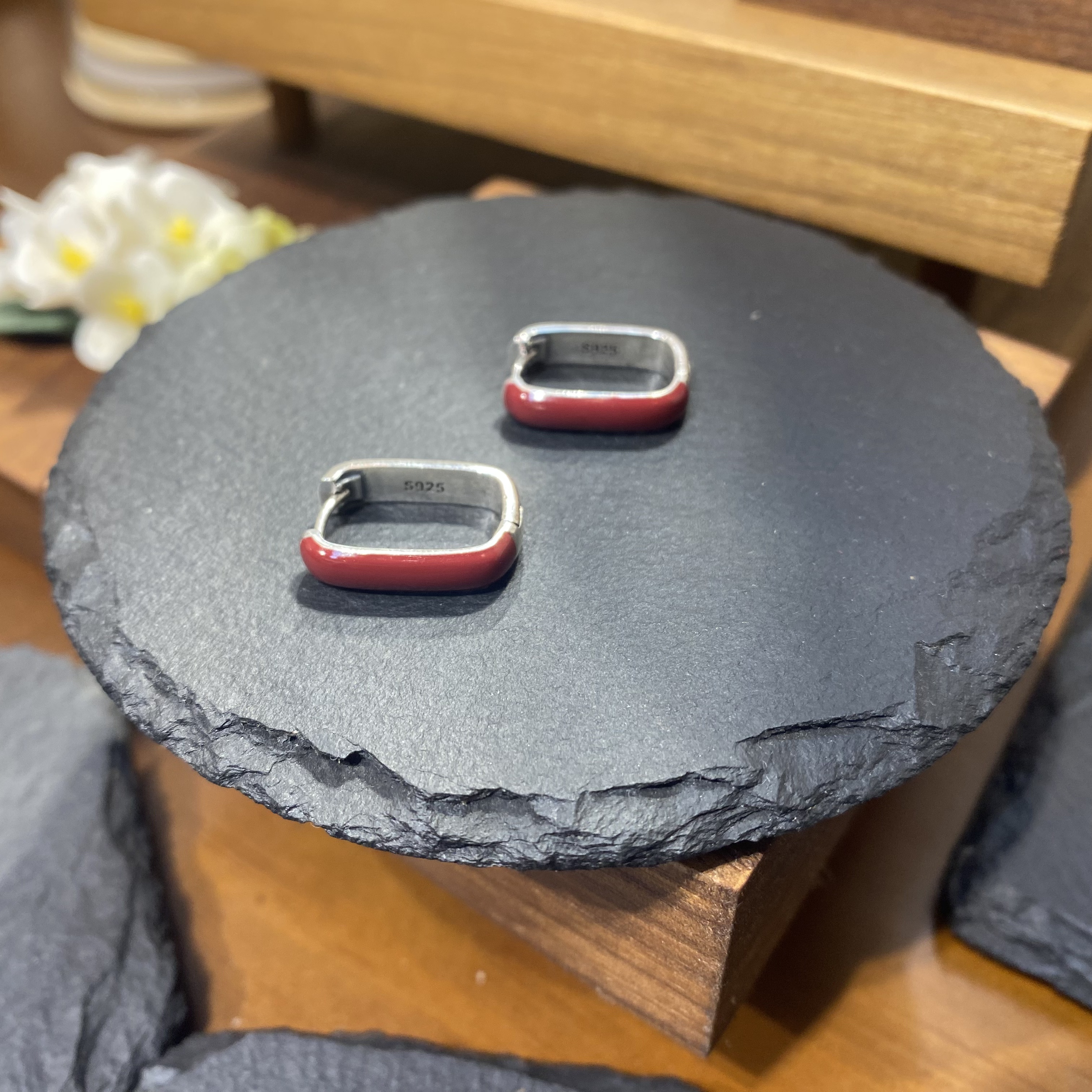 925银珐琅耳饰 酒红方弧S925银耳圈耳扣