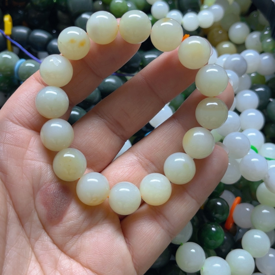 和田玉手链未镶嵌