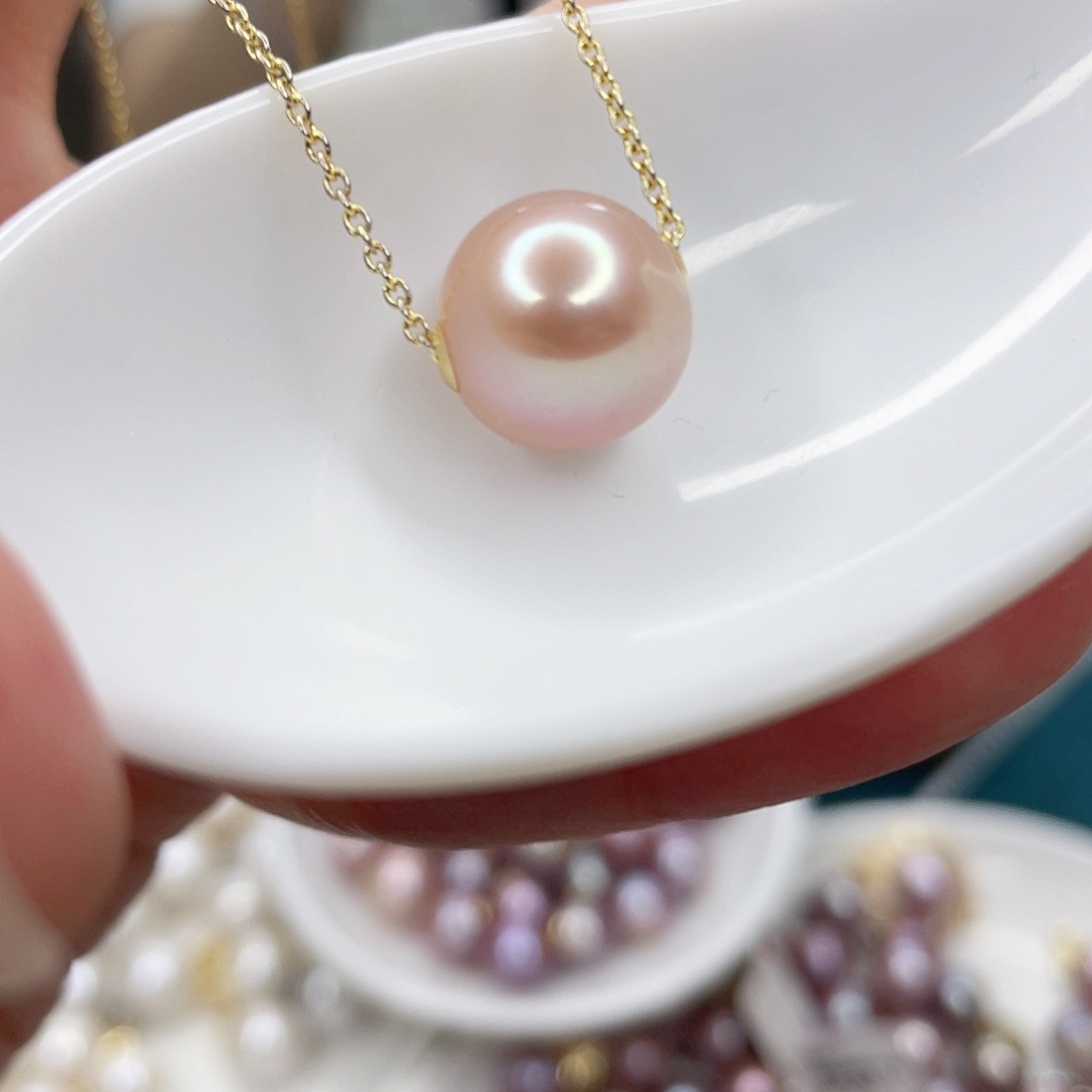 淡水珍珠18K金镶嵌吊坠(赠链)