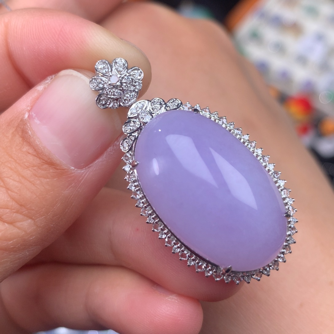 翡翠吊坠(不含链)18K金镶嵌