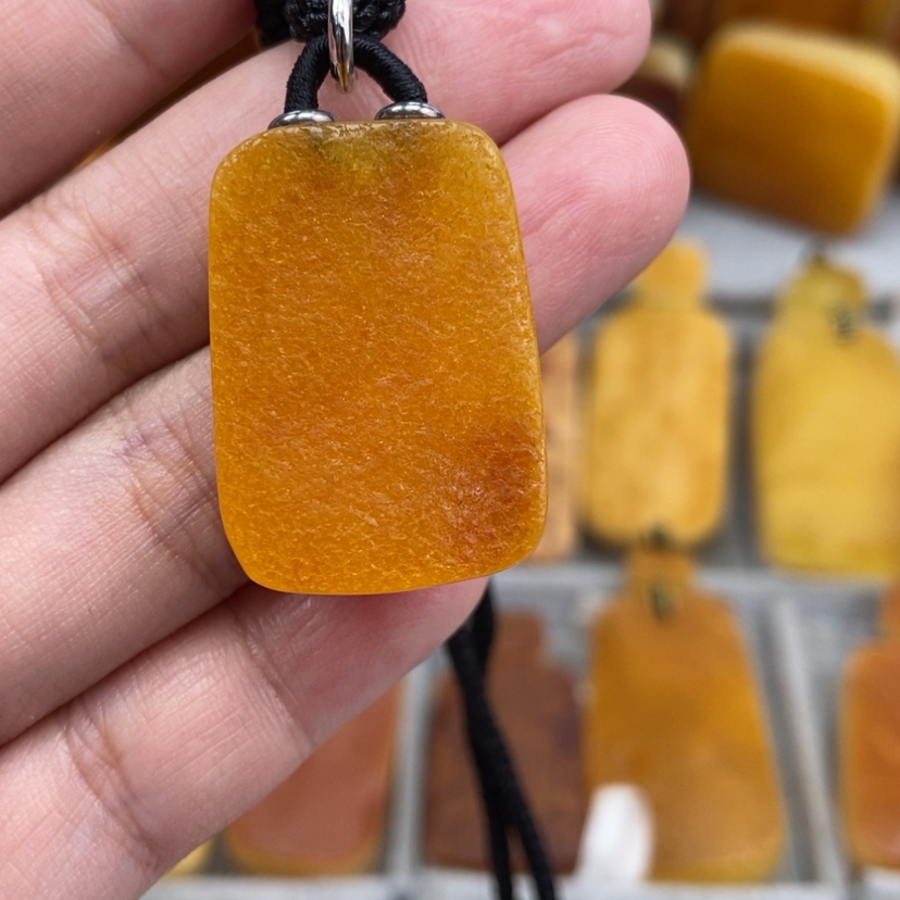【闪购商品】琥珀珠宝奇石未镶嵌