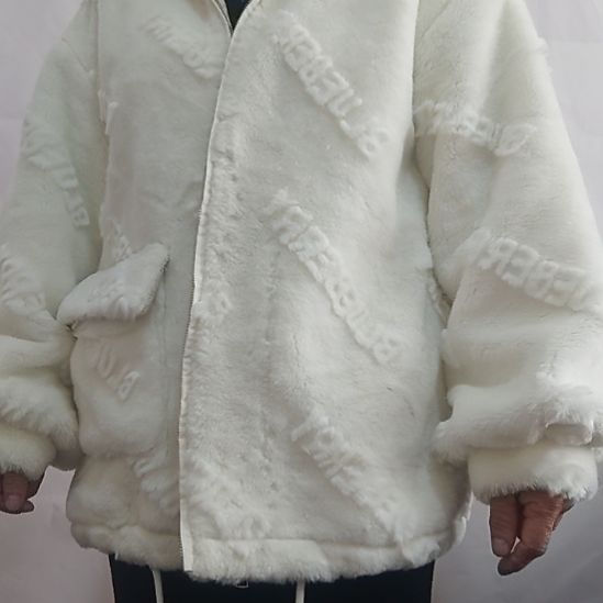 外套穿着舒服透气性好
