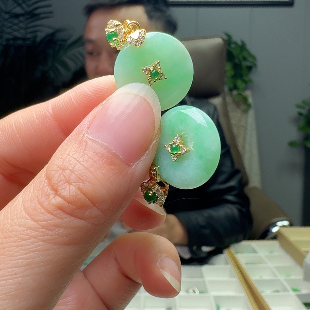 翡翠银S925镶嵌吊坠(不含链)多样性发货其一