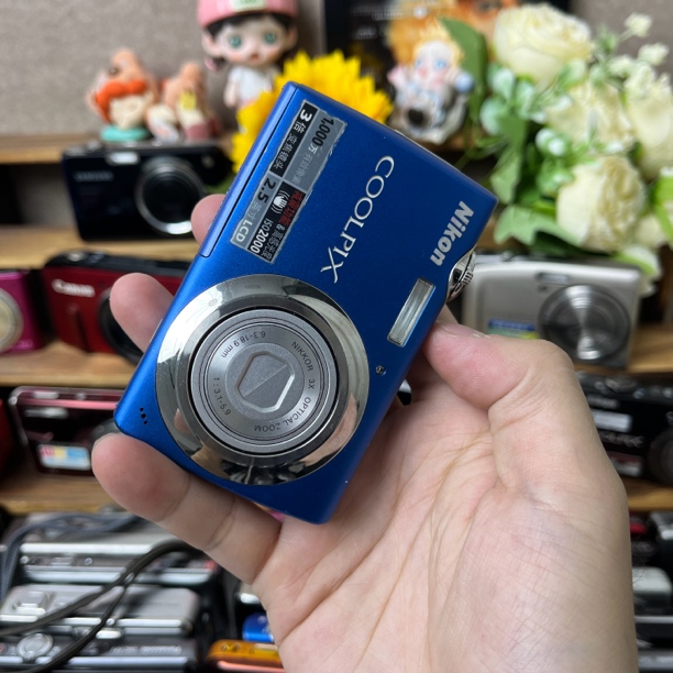 9新 Nikon/尼康 尼康s220 x 网红款冷白皮十足