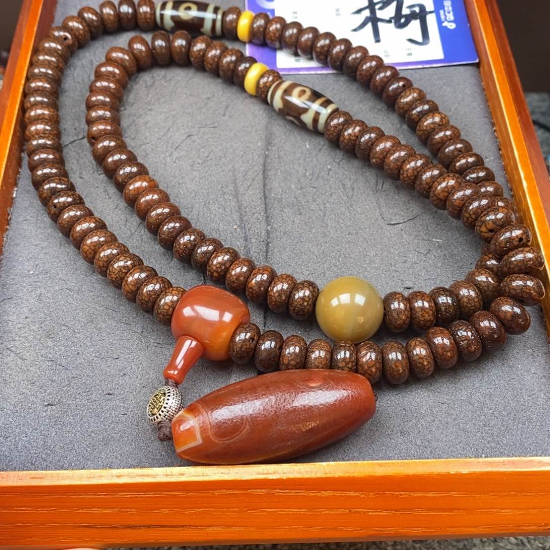 星月菩提吊坠汾****哥星月