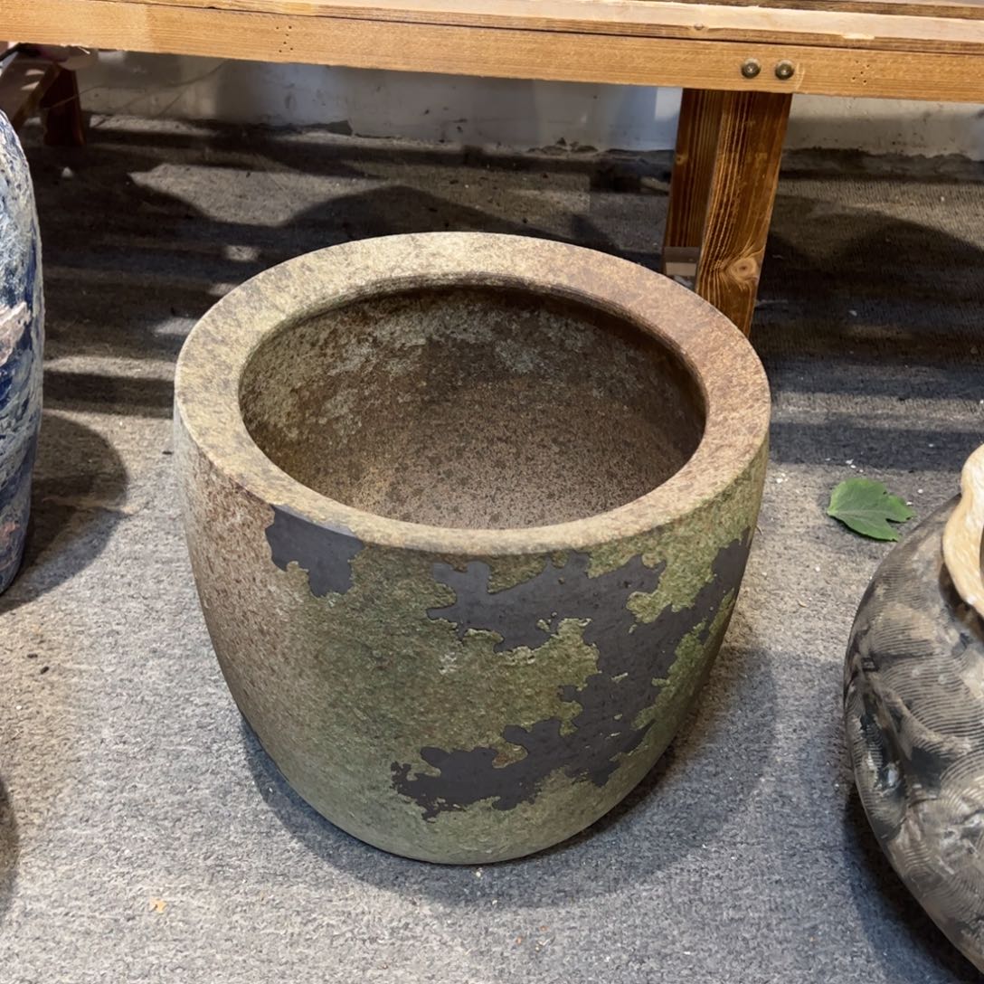 瓷片中号缸高29口25默认无孔