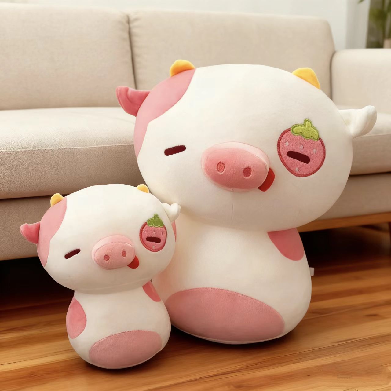 草莓猪玩偶草莓牛玩偶小猪玩偶毛绒玩具娃娃睡觉送miniso小猪玩偶