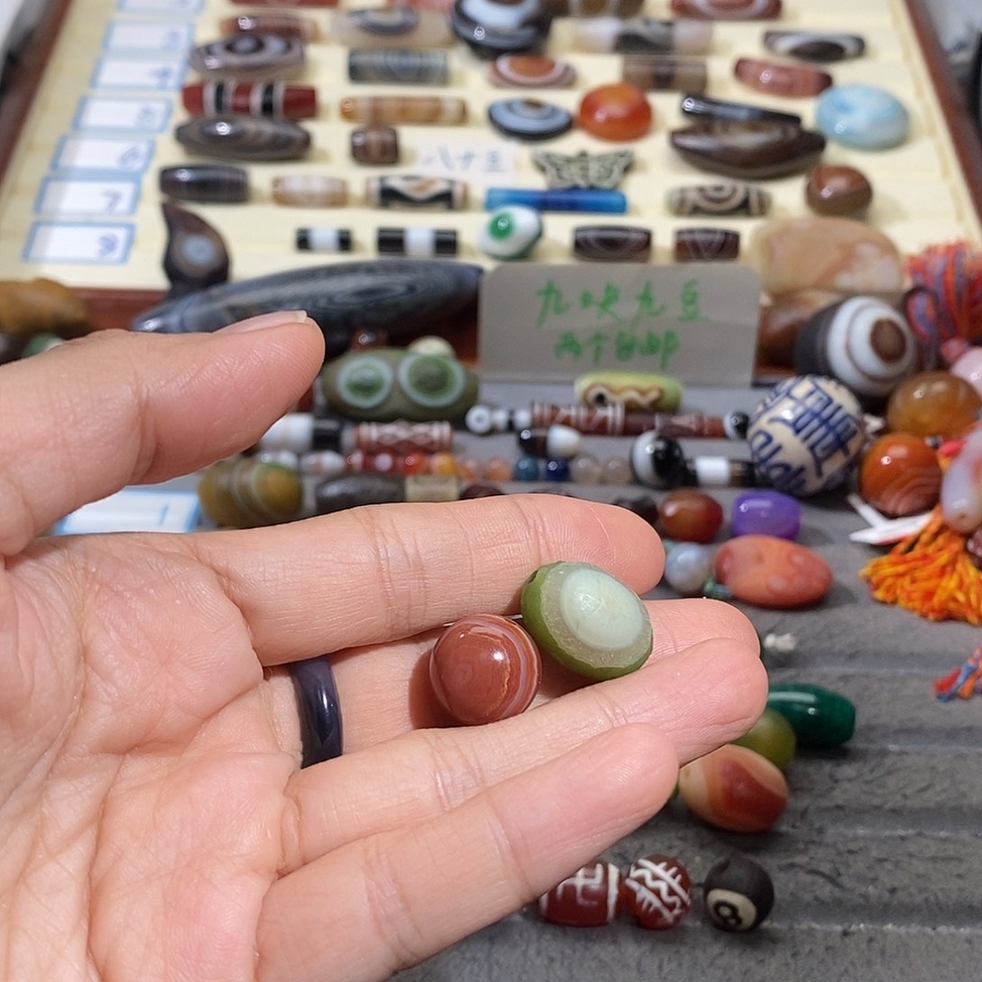 左***叶玛瑙/玉髓合金颈饰