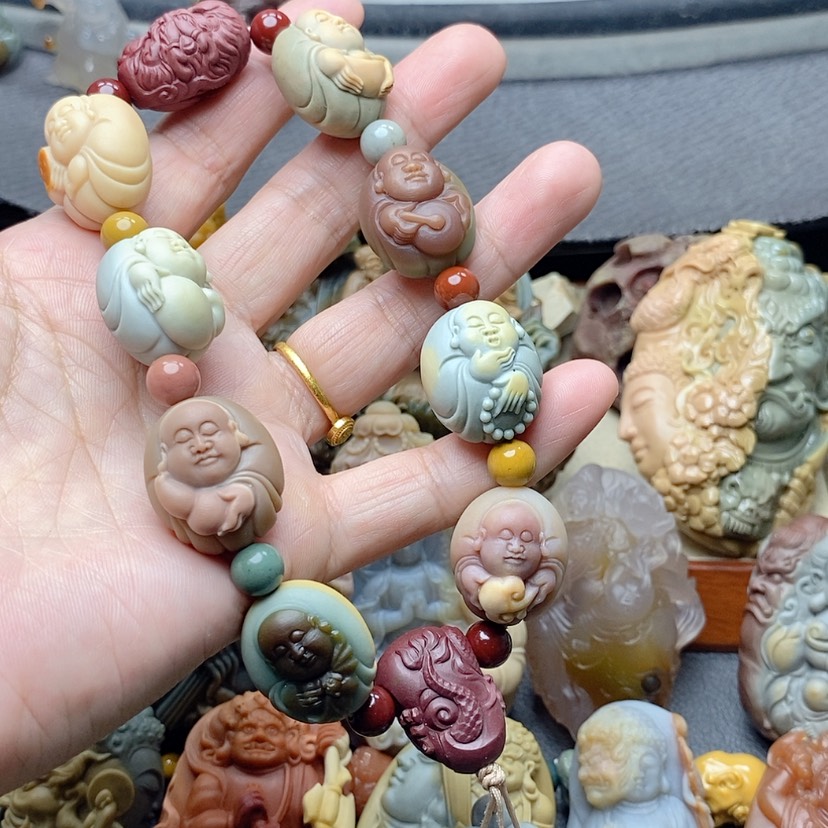 【闪购商品】定制石英质玉吊坠未镶嵌