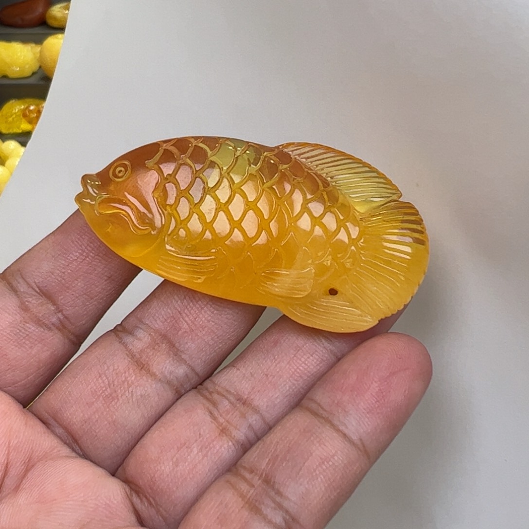 【闪购商品】琥珀裸石未镶嵌12克