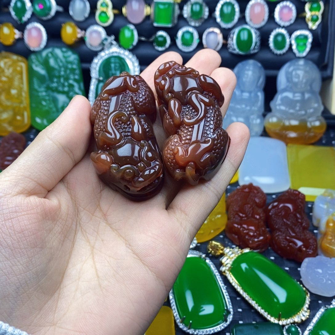 玛瑙/玉髓未镶嵌颈饰