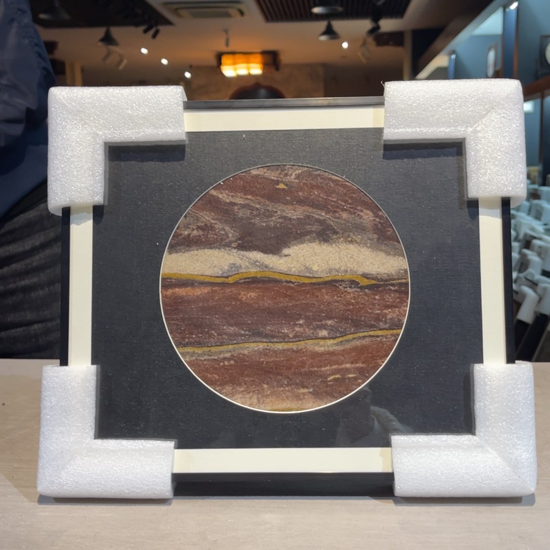 彩石33/27 三峡清江画面石