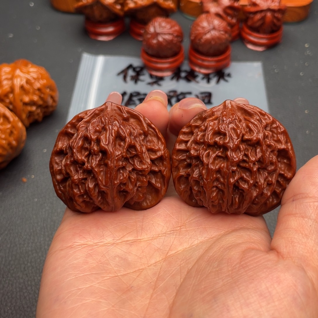 把件文玩核桃盘龙纹