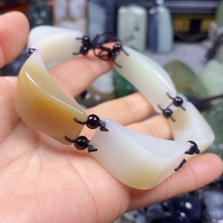 和田玉手链未镶嵌