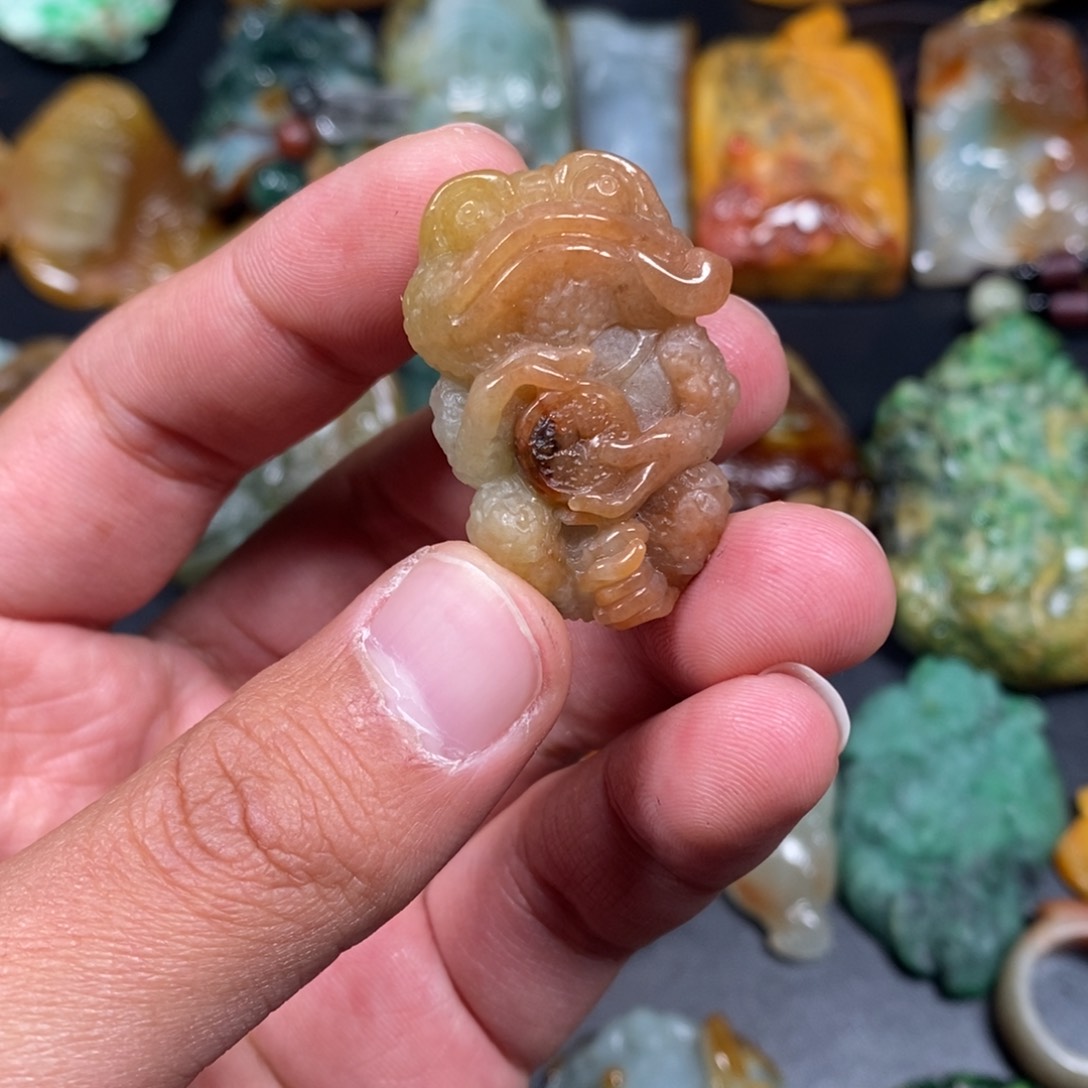 翡翠吊坠(不含链)未镶嵌