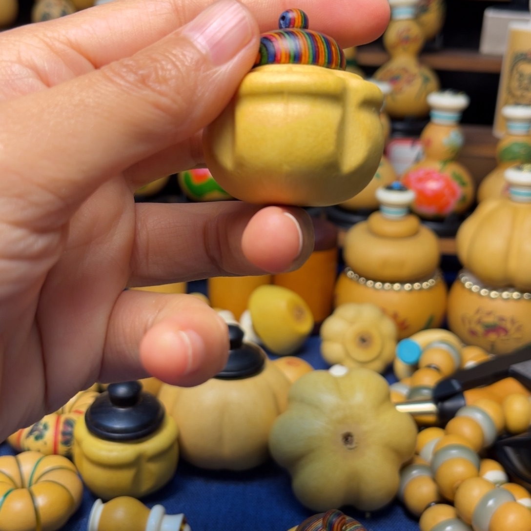 心***大叶紫檀（黑酸枝木类）